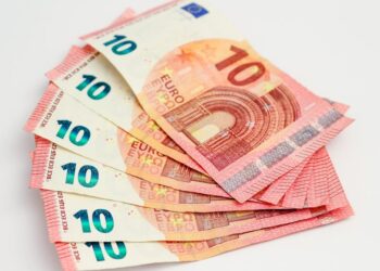 Smart Budgeting for First-Time Renters: Essential Tips to Maximize Your Savings