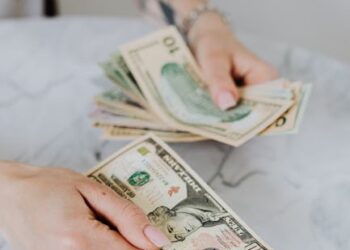 Mastering Monthly Finances: A Guide to Creating Your Budget