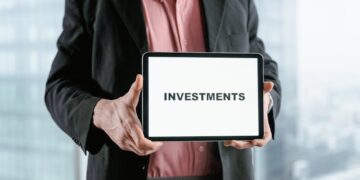 Smart Investment Strategies for Young Adults: Building Wealth Early