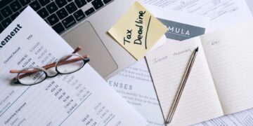 Mastering Money Together: Simple Strategies for Budgeting as a Couple