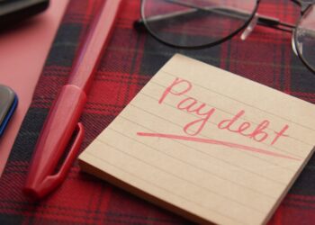 Breaking Free from Debt: Mastering the Art of Financial Independence